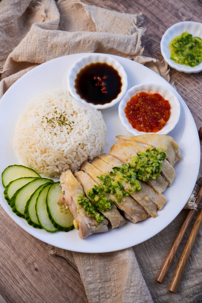 one pot Hainanese chicken rice