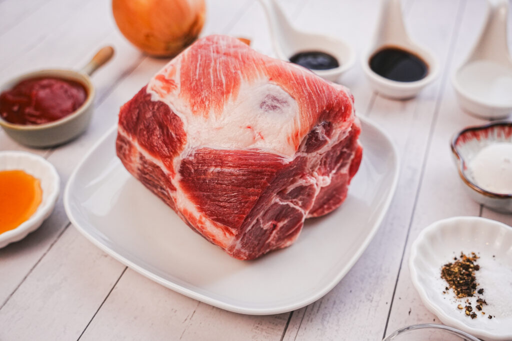 pork shoulder butt (梅花肉)