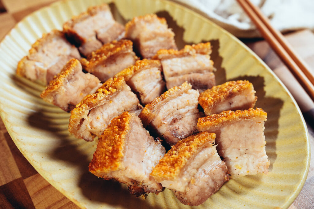 Air fryer Crispy Pork Belly – Cantonese Roasted Siu Yuk (烧肉)